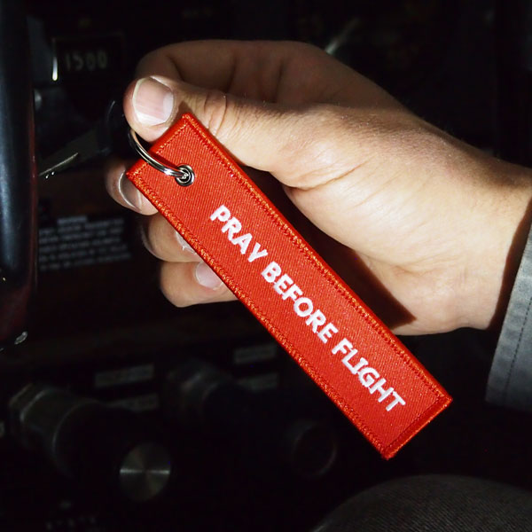 SLEUTELHANGER 'PRAY BEFORE FLIGHT' - Image 3
