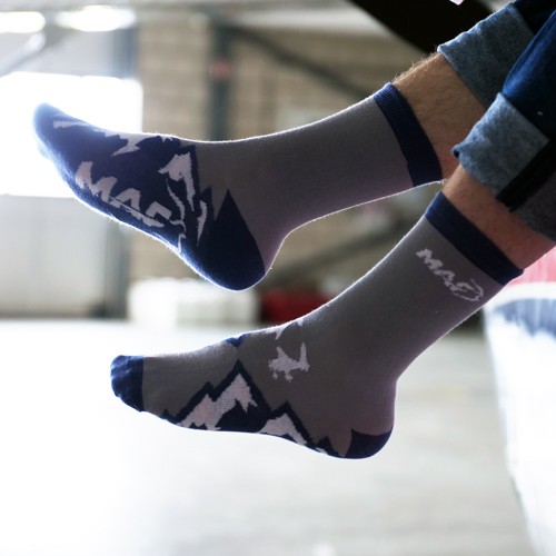 GRIJS: BERGEN EN DALEN SOK (36-40)